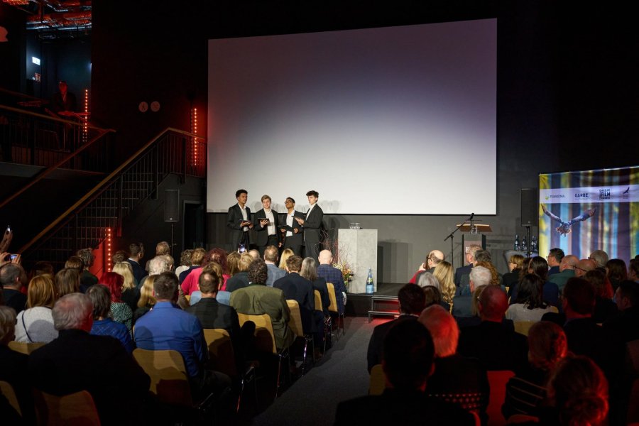 Live performance by “German Gents” – award-winning a cappella singing at the EWFA Gala