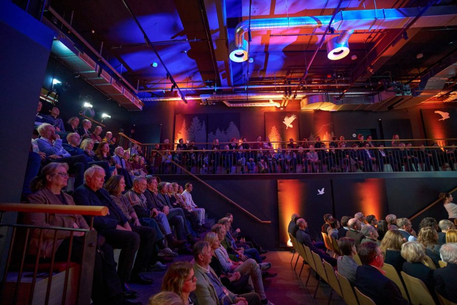 Der Kinosaal ist voll besetzt